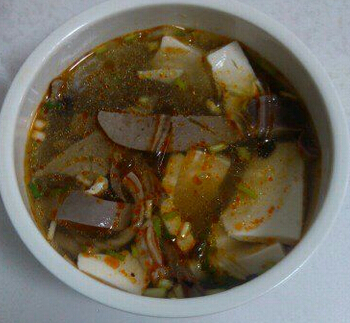 酸辣鸭血粉丝汤怎么做?