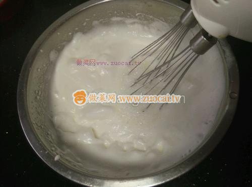 电饭煲酸奶蛋糕的做法