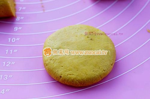 椰蓉南瓜豆沙饼的做法