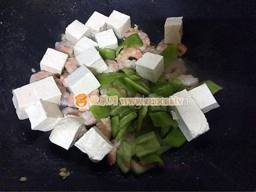虾仁豆腐的做法