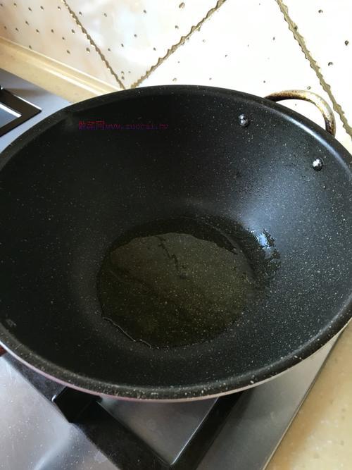 糖醋虾仁的做法