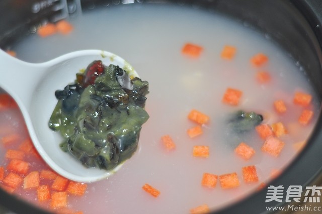 三色鸡肉粥的做法