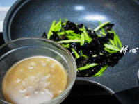芹菜木耳炒午餐肉的做法步骤6