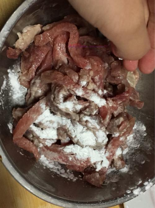 萝卜泡菜牛肉的做法