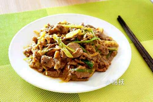 葱爆羊肉的做法