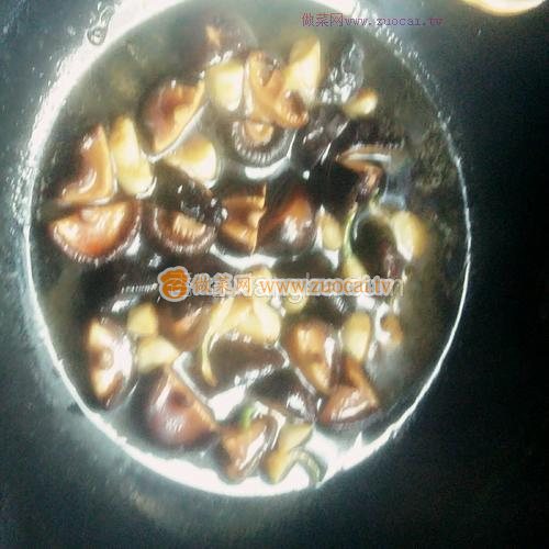 蚝油香菇西兰花的做法