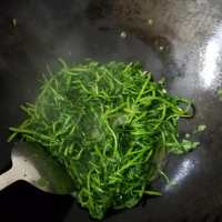 蒜蓉爆炒西洋菜的做法步骤6