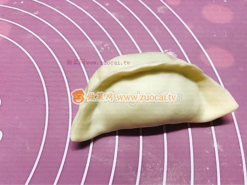 青菜猪肉煎饺的做法