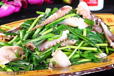 鱿鱼炒韭菜