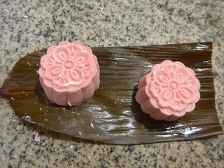 草莓奶糕