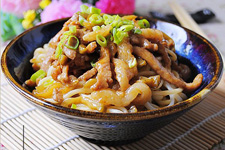 榨菜肉丝面的做法 