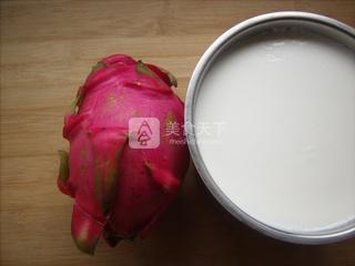 火龙果酸奶棒冰的做法步骤:1