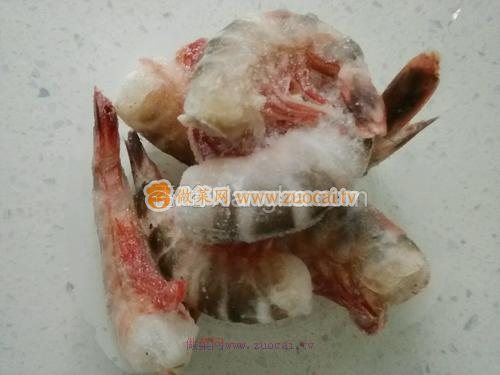 暖胃海鲜豌豆苗馄饨的做法