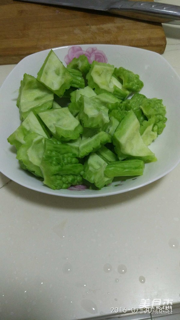 苦瓜红烧肉的做法