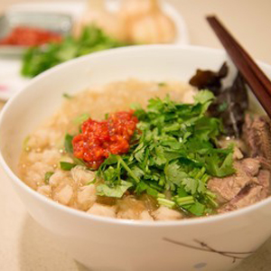 羊肉泡馍的做法 羊肉泡馍怎么吃 羊肉泡馍的馍怎么做