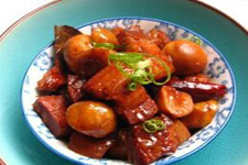 鹌鹑蛋红烧肉