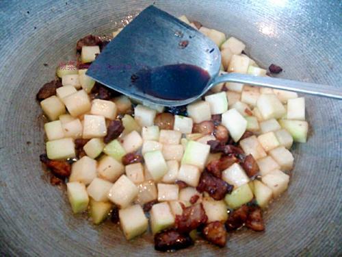 肉丁芥菜头的做法