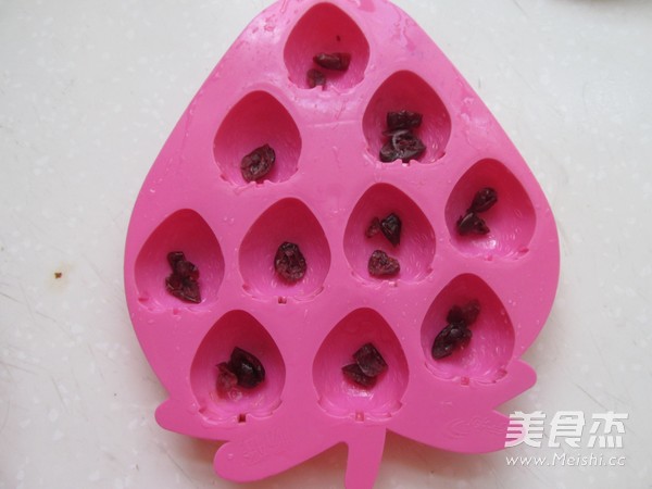 夏日冰品--桑葚冰块的做法