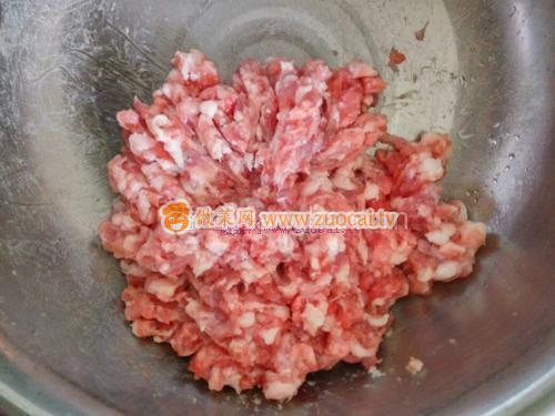 猪肉大葱馅包子的做法