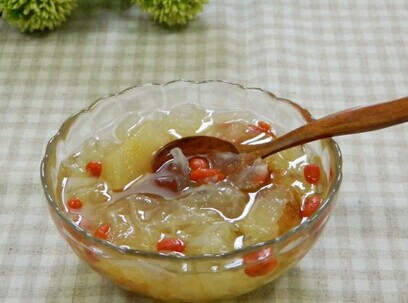 雪梨银耳汤做法