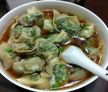 青菜馄饨馅的做法 虾仁馄饨馅的做法 翡翠馄饨的做法
