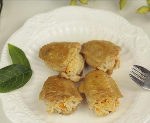 超美味的鸡翅包饭怎么做?