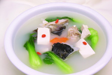 鲫鱼豆腐汤