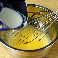 香草酸奶油樱桃冰淇淋的做法图解4