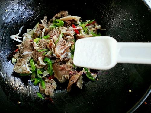 葱烧羊脸的做法