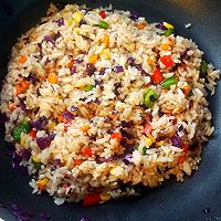 五彩蚝油炒饭的做法图解6