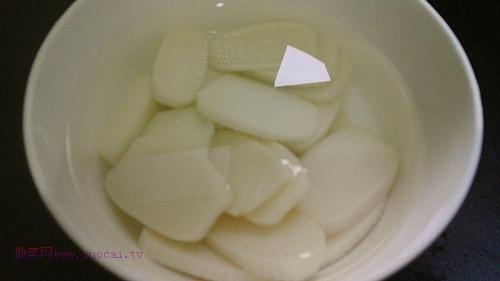 山药牛肉汤年糕的做法