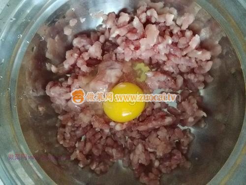 暖胃海鲜豌豆苗馄饨的做法