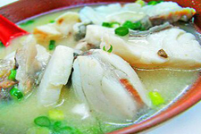 鲈鱼蛤蜊汤