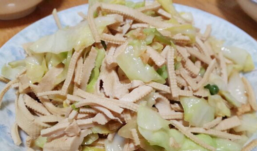 怎么做白菜豆腐丝？