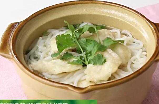 怎么做鱼片汤米线？