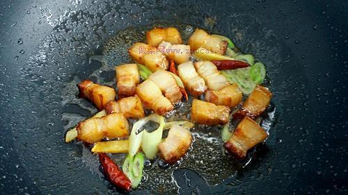 山药红烧肉的做法