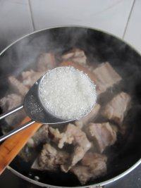 红烧排骨莲藕的做法步骤6