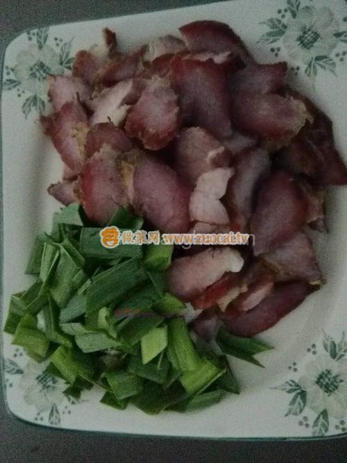青蒜炒(瘦)腊肉的做法
