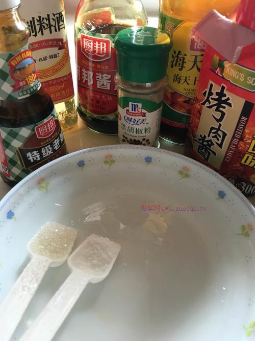 孜然迷迭香烤鹌鹑的做法