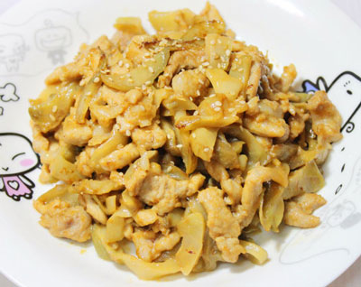 榨菜炒肉丝用球形榨菜更好吃，零失败的快手下饭菜