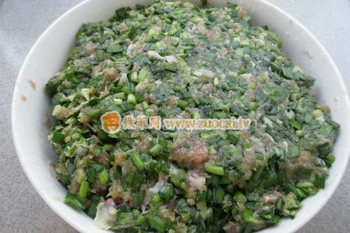猪肉韭菜馅饺子的做法