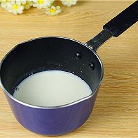 香草酸奶油樱桃冰淇淋的做法图解3