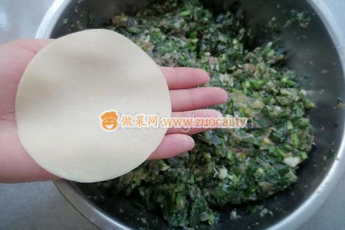 猪肉韭菜馅饺子的做法