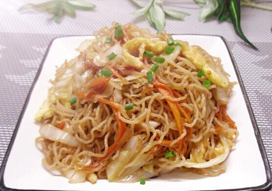 包菜炒粉丝的做法