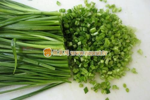 猪肉韭菜馅饺子的做法