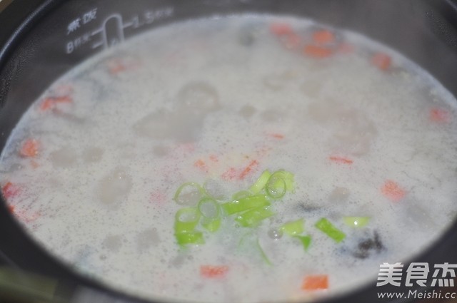 三色鸡肉粥的做法