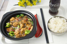 黄焖鸡米饭