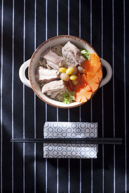白果排骨豌豆汤面