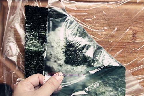 海苔饭团便当的做法