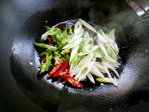 葱烧羊脸的做法